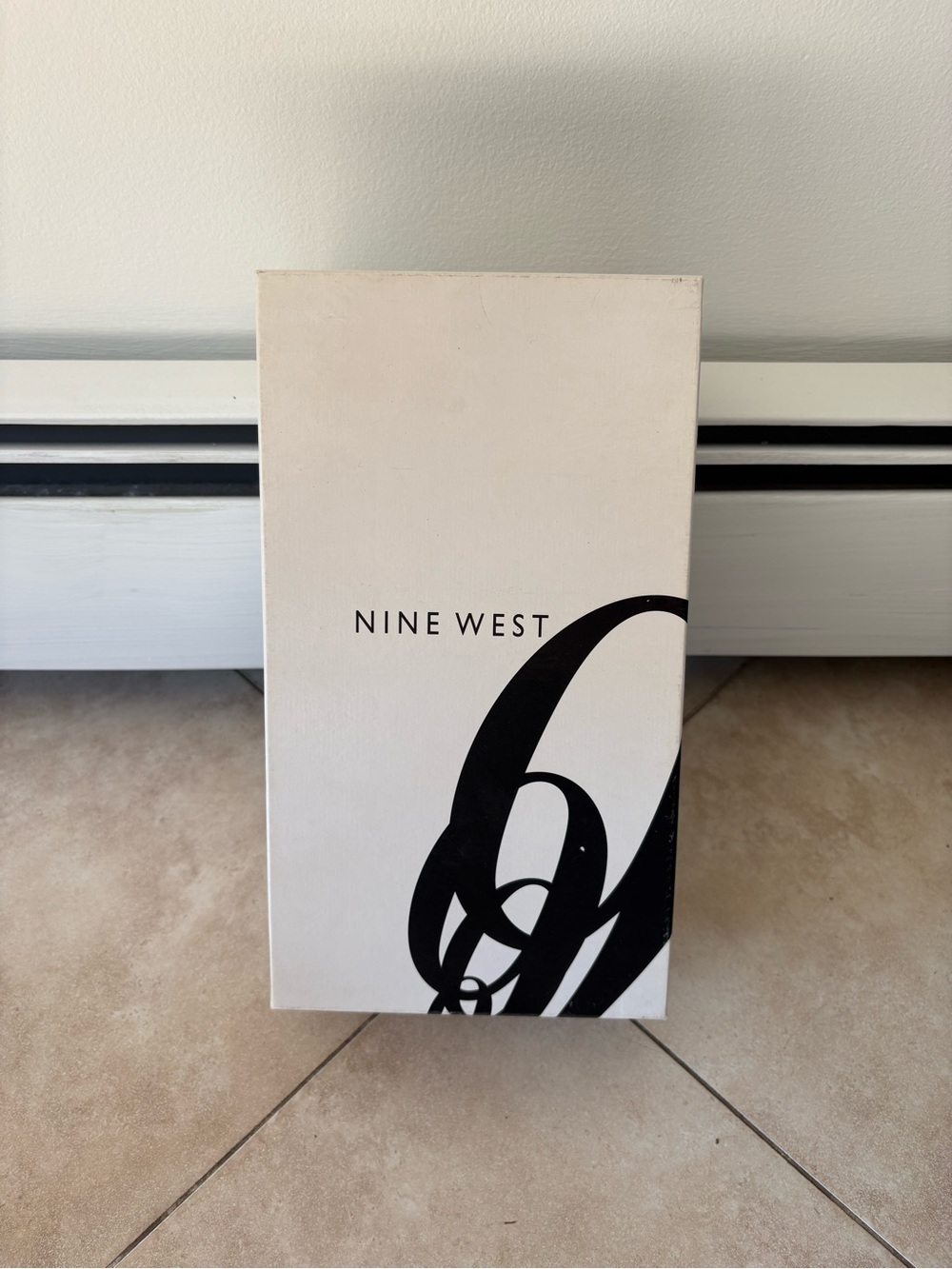 Nine West White and Black Graphic Shoe Box